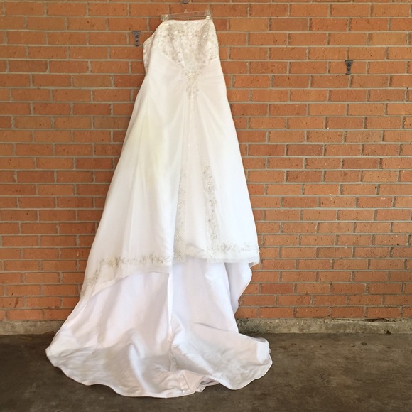 Strapless Beaded Bodice Wedding Dress make offer